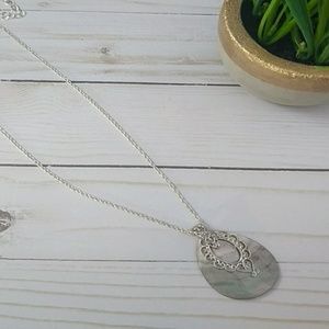 B3G1 Necklace